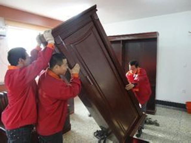 ����ֳ�